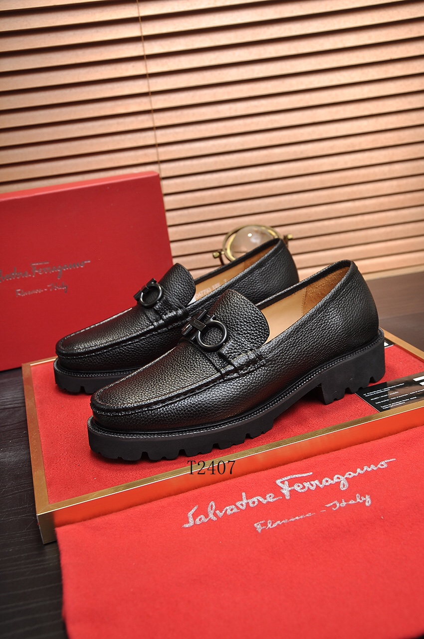 Ferragamo sz38-44 309